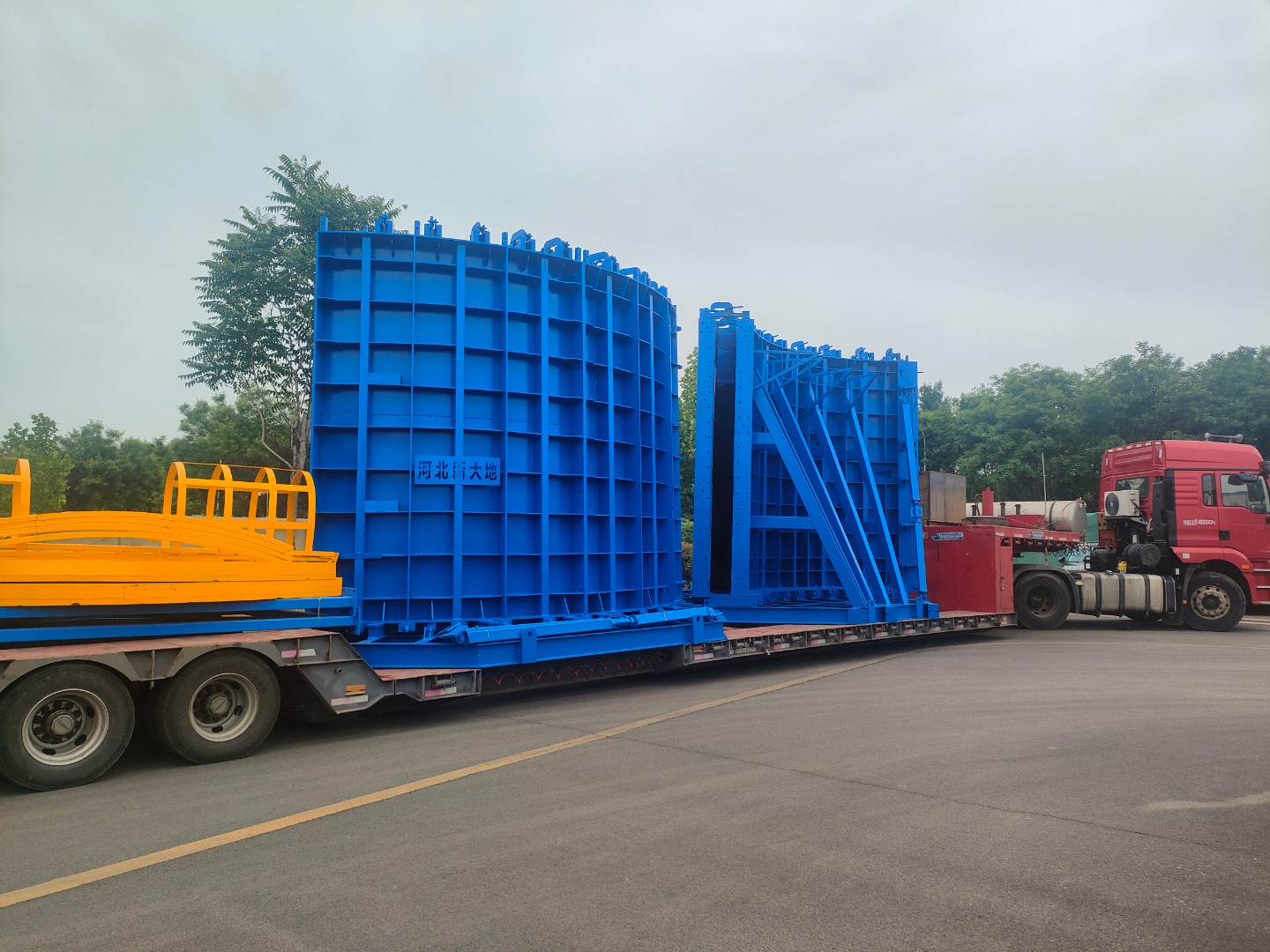 河北新大地多線產(chǎn)品發(fā)運(yùn)，助推基建行業(yè)提質(zhì)增效